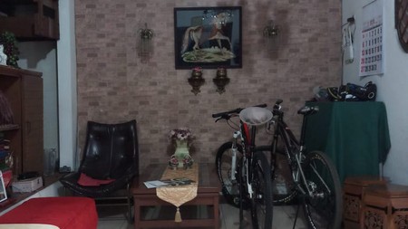 Rumah 1½ Lantai Siap Huni dengan Hunian Nyaman dan Asri @Ciputat