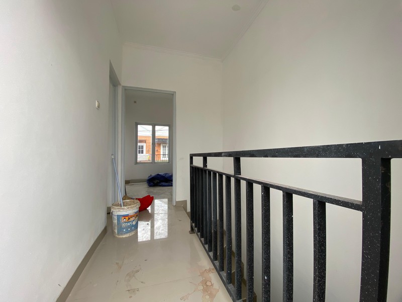 Cinangka Desain Eropa Classic 2 Lantai Siap Huni