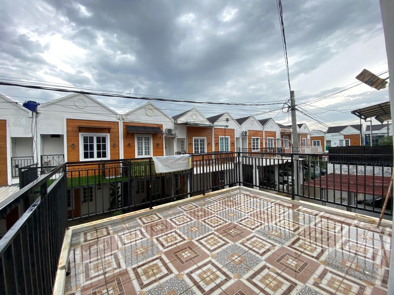 Cinangka Desain Eropa Classic 2 Lantai Siap Huni