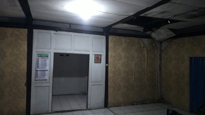 Jual  Tanah & Bangunan 512 Meter Persegi Strategis di Kalasan Sleman - Pinggir Jalan Raya Opak.