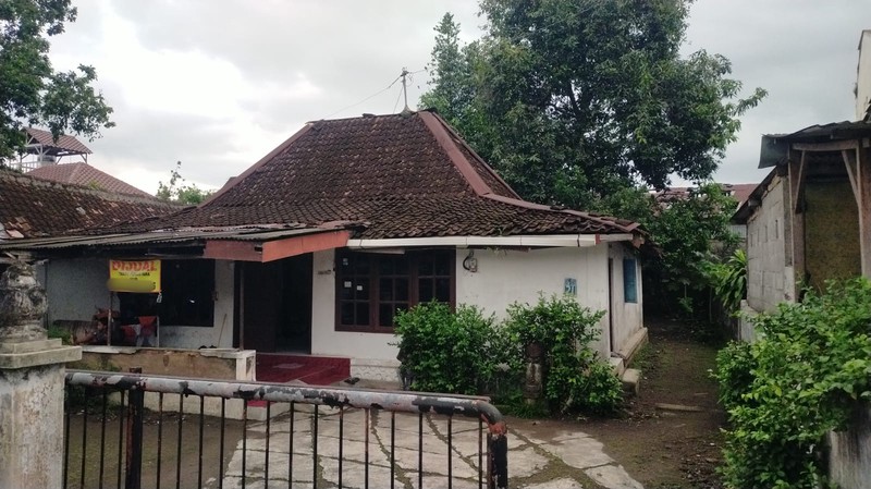 Jual  Tanah & Bangunan 512 Meter Persegi Strategis di Kalasan Sleman - Pinggir Jalan Raya Opak.