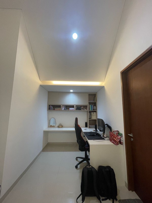 Rumah dalam Cluster 2 Lantai SHM Siap Huni @Ciputat Timur