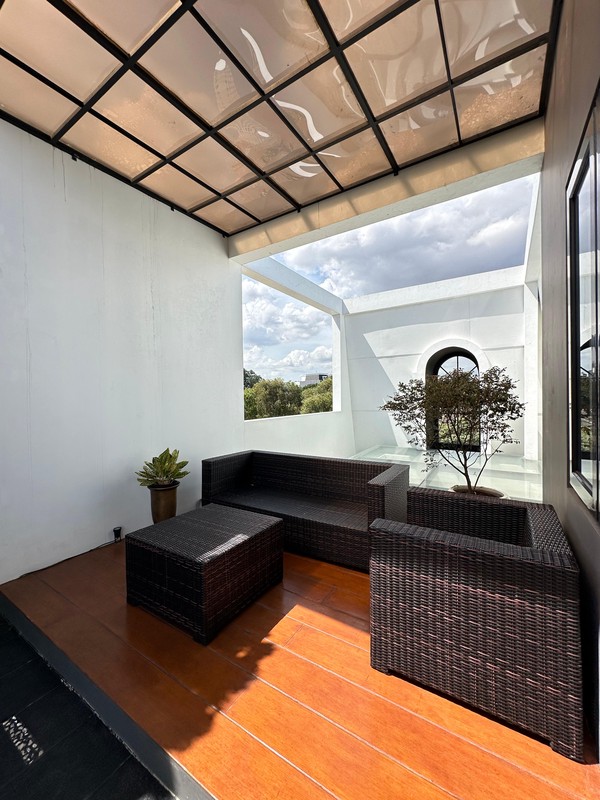 Dijual Rumah  The Leaves Mansion Bintaro  Pesanggrahan Jakarta Selatan.