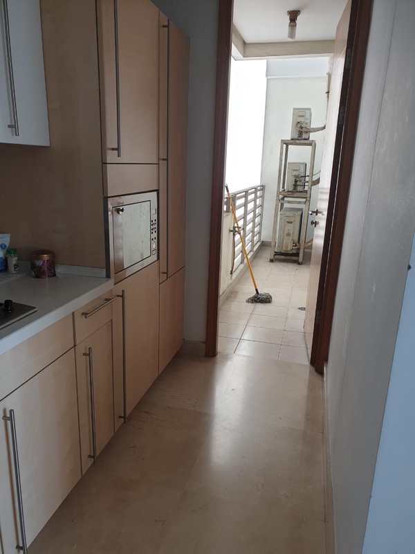 Dijual Apartemen Mewah Lantai 23 The Summit Kelapa Gading - Luas 110m, 2BR, Lokasi Premium,High Floor, Siap Huni.