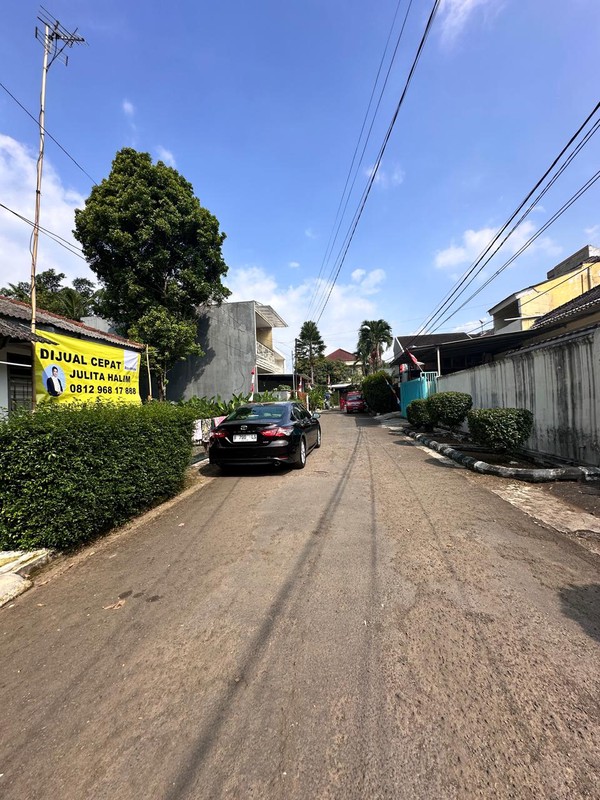 DiJual Rumah Hitung Tanah  Jl Sukasari III, Bogor