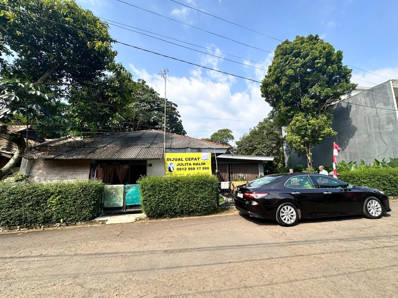 DiJual Rumah Hitung Tanah  Jl Sukasari III, Bogor
