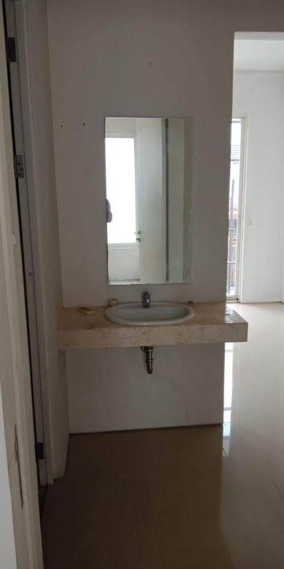 JUAL RUMAH 2 LANTAI ROYAL RESIDENCE GREENWICH SIAP HUNI