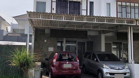 JUAL RUMAH 2 LANTAI ROYAL RESIDENCE GREENWICH SIAP HUNI