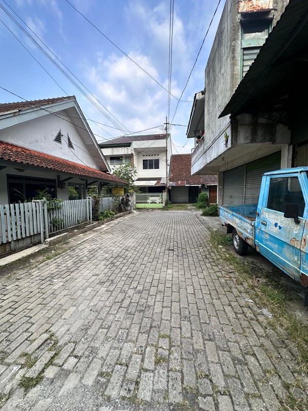 DiJual Rumah Hitung Tanah  Jl Empang, Bogor
