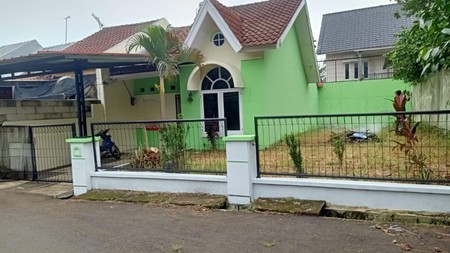 Rumah Siap Huni dengan Hunian Nyaman dan Asri di Ciputat