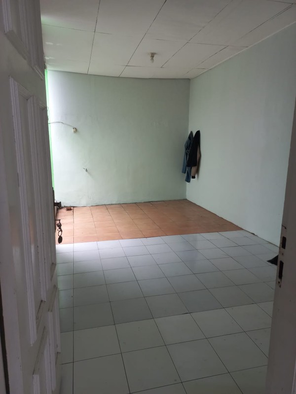 Rumah Siap Huni dengan Hunian Nyaman dan Asri di Ciputat