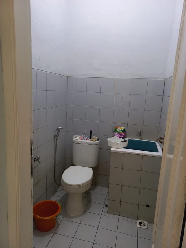 Rumah Siap Huni dengan Hunian Nyaman dan Asri di Ciputat