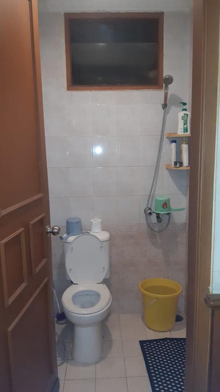 Dijual Rumah Siap Huni 2 Lantai di Janur Elok Residence Kelapa Gading - Luas 187 m&#xb2;, Lokasi Premium