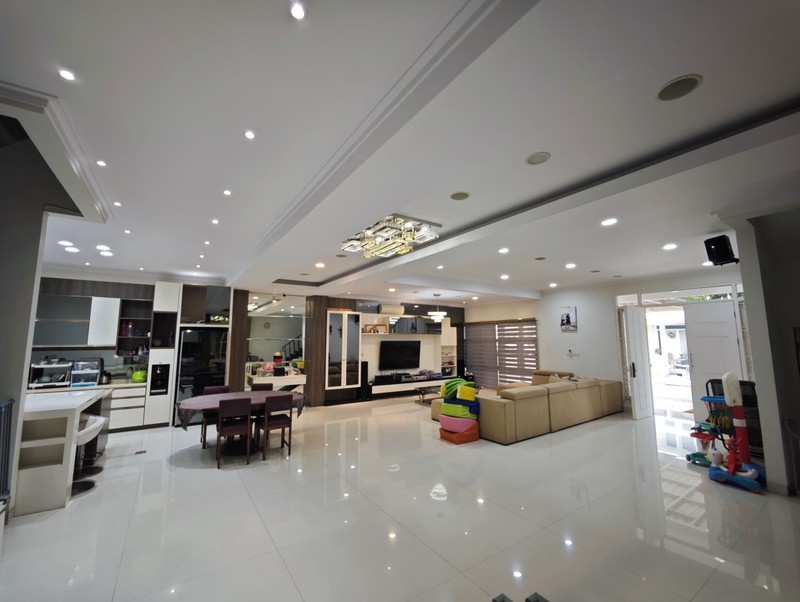 Dijual Rumah Summarecon Bekasi, Full furnish siap huni, sudah renovasi