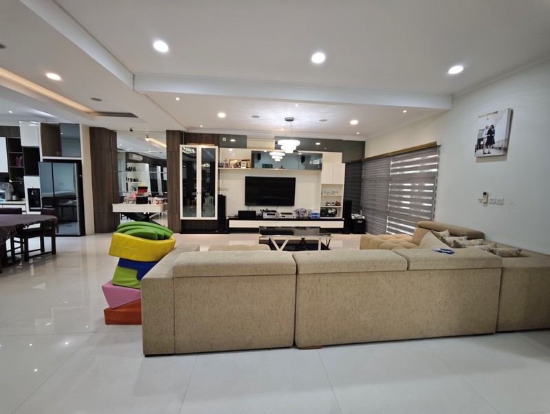 Dijual Rumah Summarecon Bekasi, Full furnish siap huni, sudah renovasi