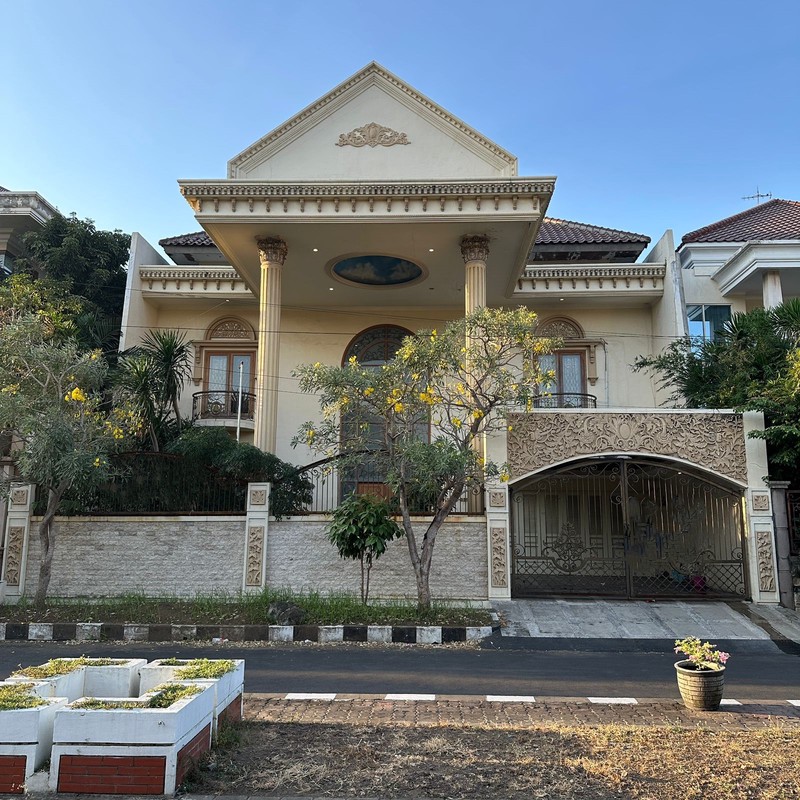 Dijual Rumah Mewah 2 Lantai Bangunan Baru di Perumahan Margorejo Indah Surabaya. Harga Turun Menjadi 8,250M (nego).