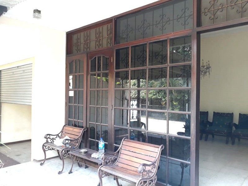 Cinere megapolitan luas 340 rumah hitung tanah posisi hoek