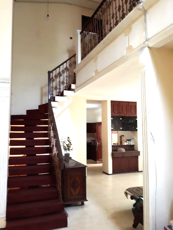 Cinere megapolitan luas 340 rumah hitung tanah posisi hoek