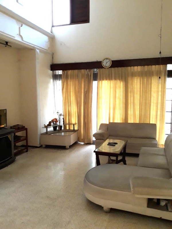 Cinere megapolitan luas 340 rumah hitung tanah posisi hoek