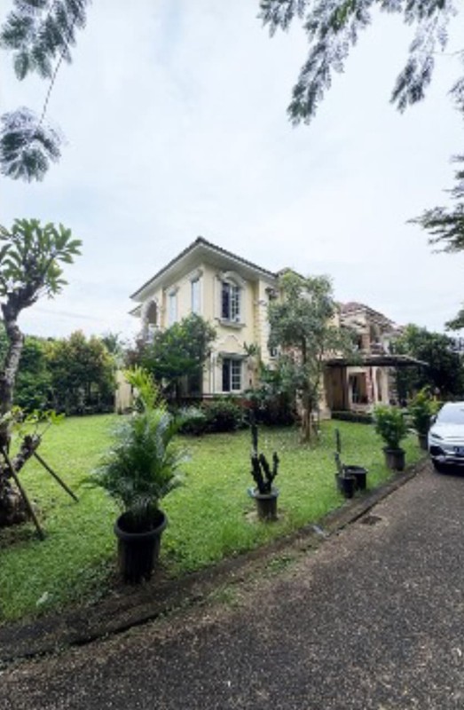 Rumah Sudut Siap Huni di The Green BSD Dekat Akses Tol