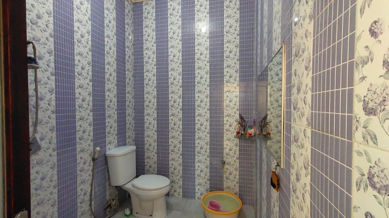 Rumah Strategis 5+1 Kamar di Rungkut Menanggal Harapan - Siap Huni & Dekat Toll