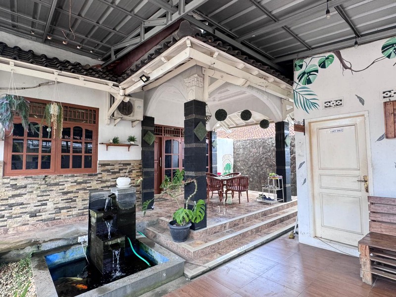 Rumah dijalan Ratu diibalau Tanjung Senang Gg. Damai