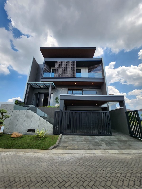 Dijual Rumah Baru New Modern SMART HOME Technology  Waterfront Citraland Surabaya Barat