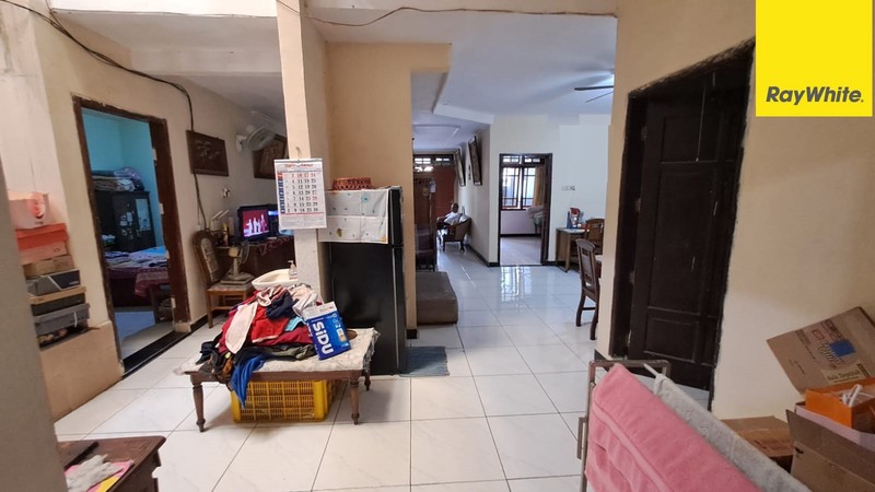 Dijual Rumah 2 lantai di Rungkut Barata Surabaya