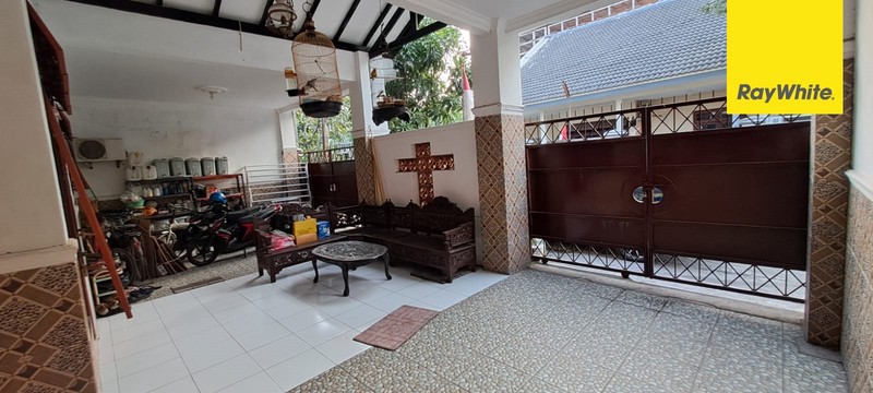 Dijual Rumah 2 lantai di Rungkut Barata Surabaya