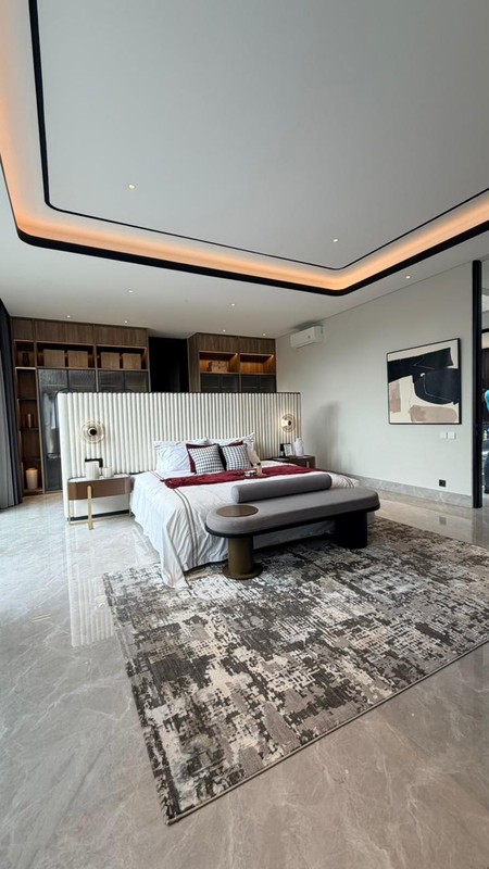 Dijual Rumah Baru Graha Family - Graha Famili Full Furnished Plus Unit Private Lift - Special Lebar 12 -meter -siap Huni Ready - Dekat Pakuwon Mall, Sma Petra 1, Citraland, Dian Istana, Bukit Darmo Go