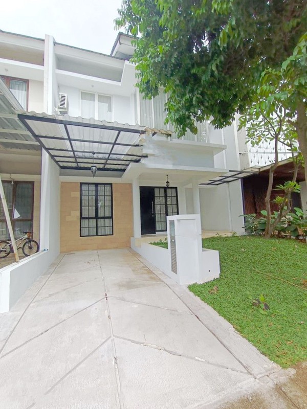 Rumah Mewah sudah renov dgn halaman di Discovery Cielo, Bintaro