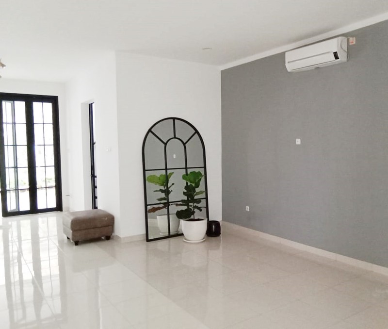 Rumah Mewah sudah renov dgn halaman di Discovery Cielo, Bintaro