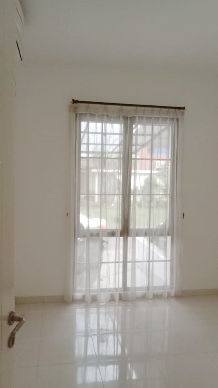 Rumah Mewah sudah renov dgn halaman di Discovery Cielo, Bintaro