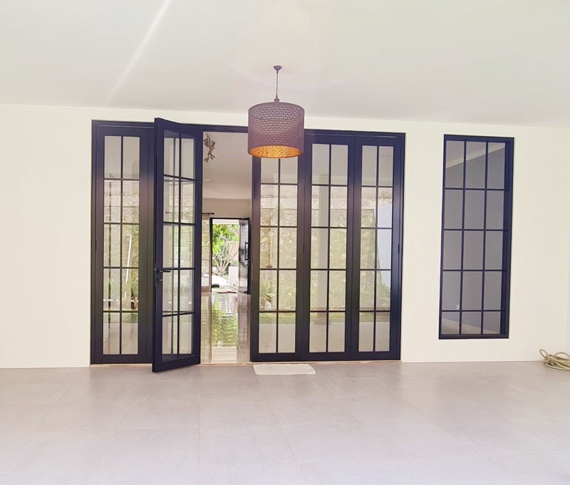 Rumah Mewah sudah renov dgn halaman di Discovery Cielo, Bintaro