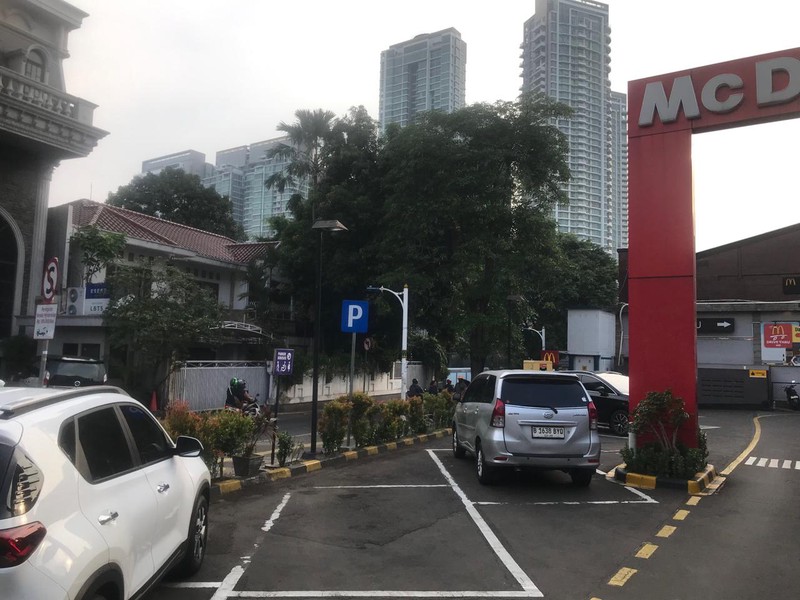 DIJUAL Rumah di Kemang Raya - Jakarta Selatan 