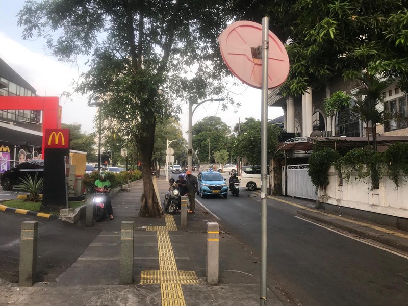 DIJUAL Rumah di Kemang Raya - Jakarta Selatan 