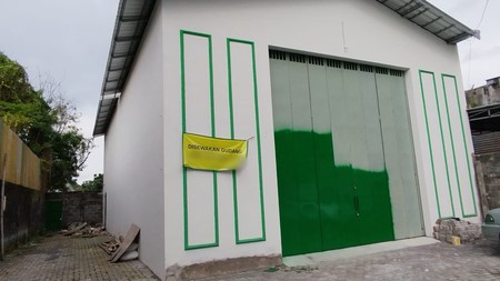 Disewakan Gudang Strategis di Sisi Ring Road Utara Gamping Sleman