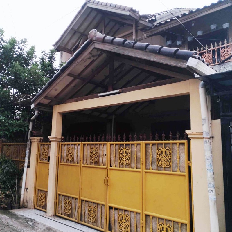 Rumah siap huni dengan Lokasi Strategis di Cipadu 