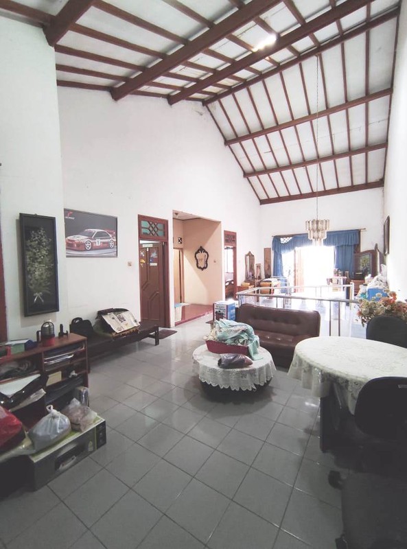 Rumah siap huni dengan Lokasi Strategis di Cipadu 