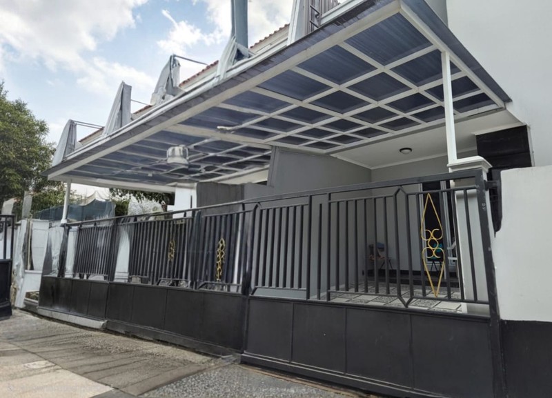 Rumah 2 Lantai Siap Huni di Jl. Tebet Timur Dalam - Lokasi Premium, Akses Mudah, Harga Menarik