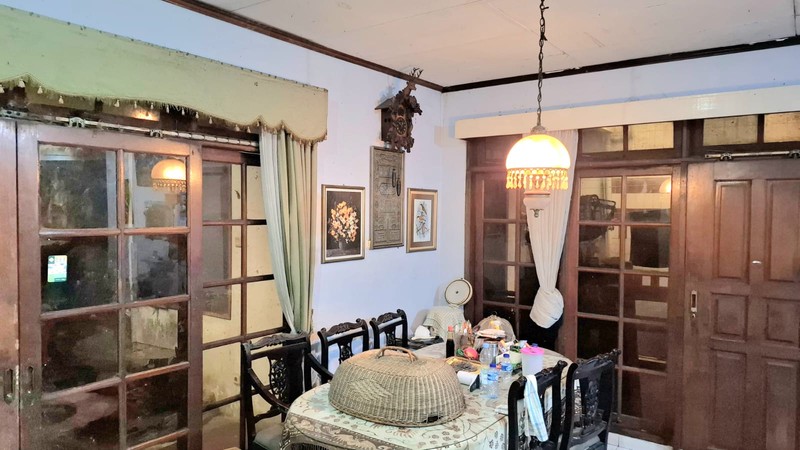 Rumah Mewah Siap Huni di Jl. Tebet Timur Dalam - Jalan Lebar, Lokasi Premium, Harga Nego