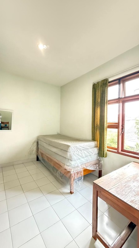 Rumah Kos Kosan Nyaman 8 Pintu di Pondok Aren, Tangerang Selatan