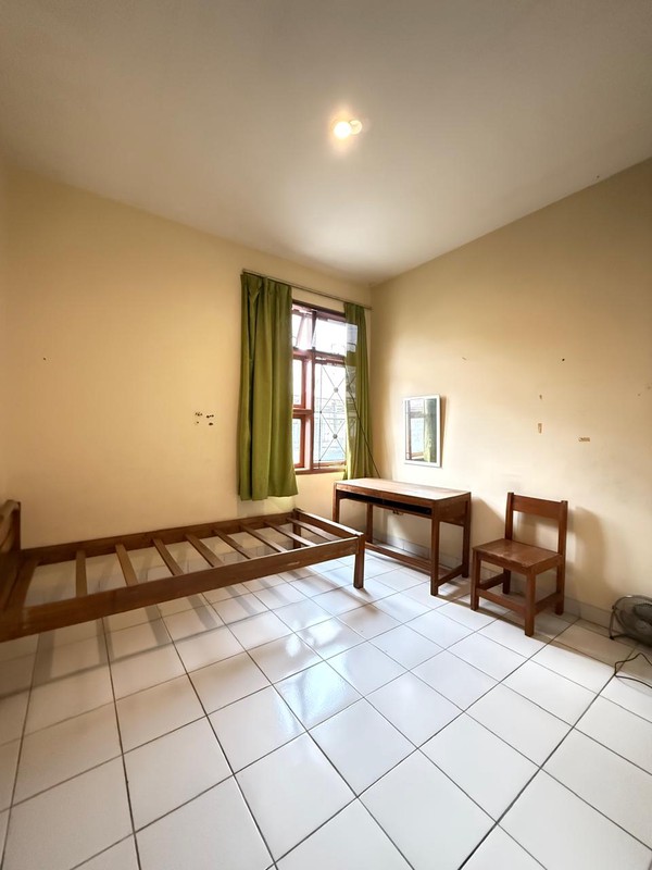 Rumah Kos Kosan Nyaman 8 Pintu di Pondok Aren, Tangerang Selatan