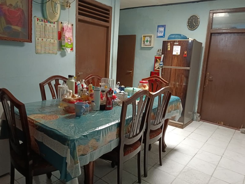 Rumah Dijual di Jalan Pejaten Raya Area Pasar Minggu Selangkah ke Unas (Universitas Nasional)