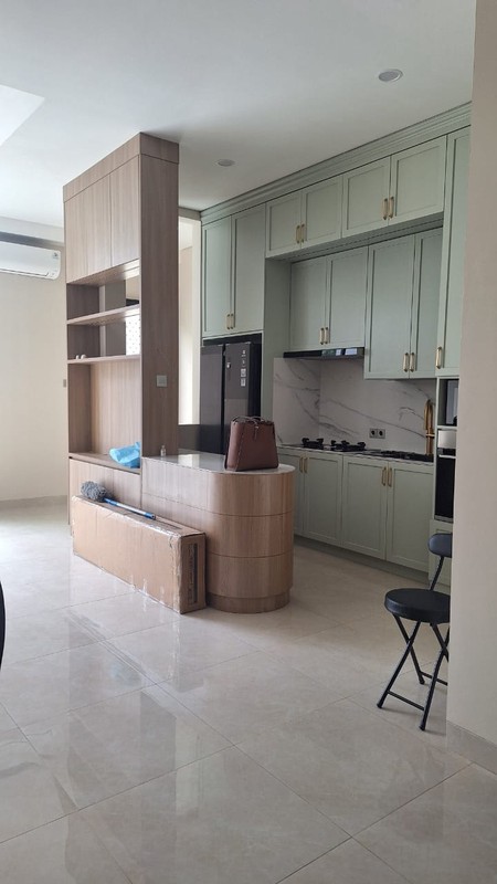Dijual Town House FF, Di Jalan Taman Pondok Indah