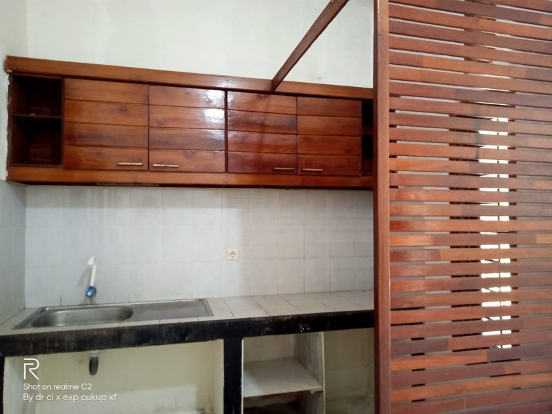 Paket Rumah Induk dan Rumah Kost  6 kamar di Griyaloka