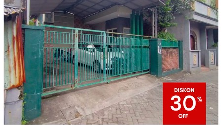 Dijual Rumah di Jalan Tenggilis Kauman Surabaya