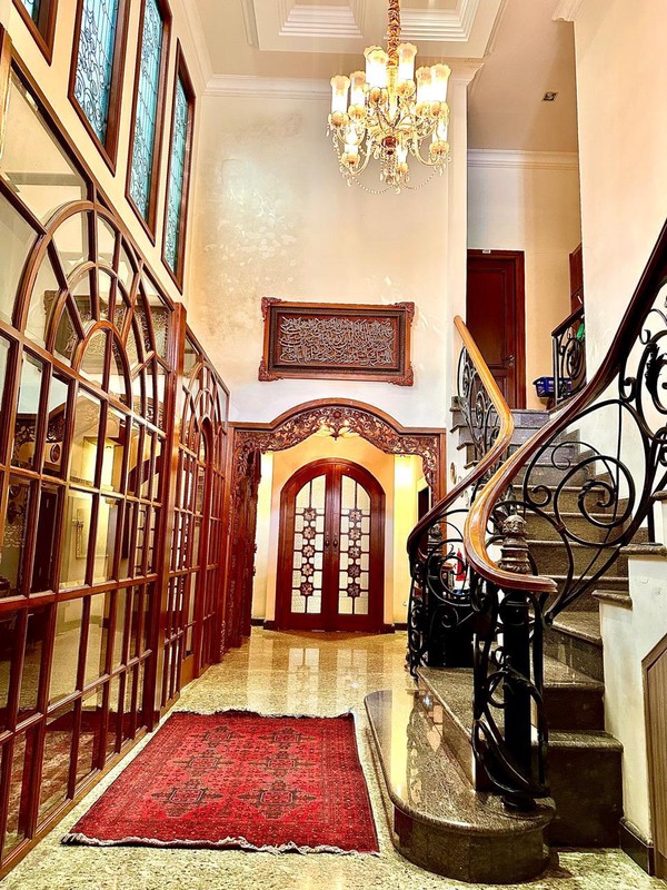 Dijual Town House Mewah Kawasan Elit di Mampang Prapatan, Jakarta Selatan