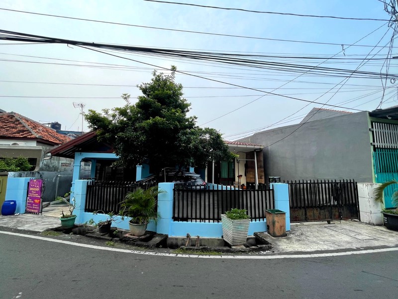 Dijual Rumah Siap Huni di Jalan Taruna, Kemayoran - Jakarta Pusat