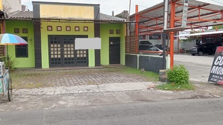 Disewakan Ruang Usaha Strategis di Jalan Kabupaten, Sleman
